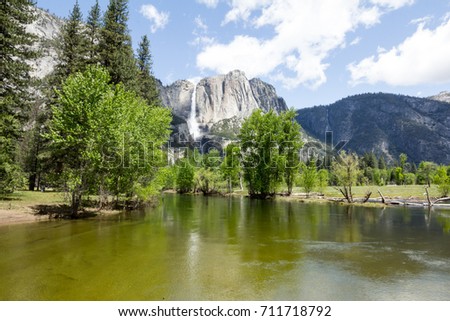 Swinging Bridge Picnic Area Yosemite National Park Usa