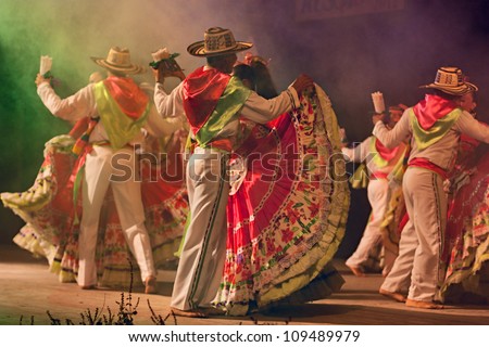 RUSSI, ITALY - AUGUST 5: ensemble Jocaycu from Colombia - colombian dancers in traditional dress performs popular dance during the International folk festival on August 5, 2012 in Russi, Ravenna, Italy