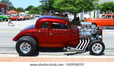 MATHEWS, VA- JUNE 01:An old Chevy Streetrod in the Annual: Vintage TV\'s \