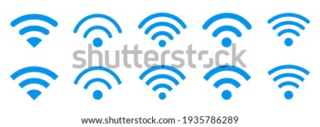 Wifi internet icons sign set, wifi icon collection in various shapes with rounded and sharp corners – vector