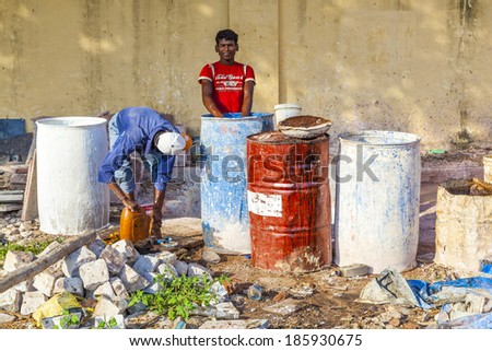 JAIPUR, INDIA - OCTOBER 18: worker at a construction site on October 18, 2012 in Jaipur, India. Labour sector of Indian economy consists of roughly 487 million workers, the second largest after China.