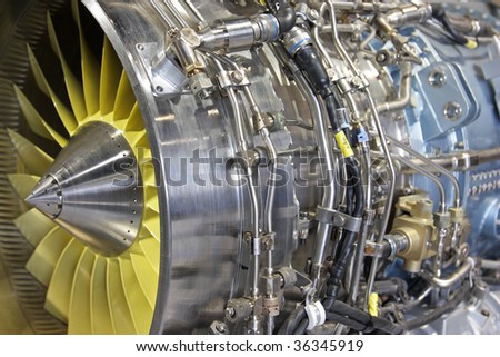 Detailed exposure of a turbo jet engine
