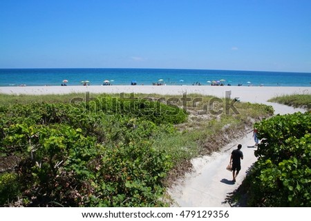 Similar – Foto Bild Strandeingang mit Blick auf das Meer