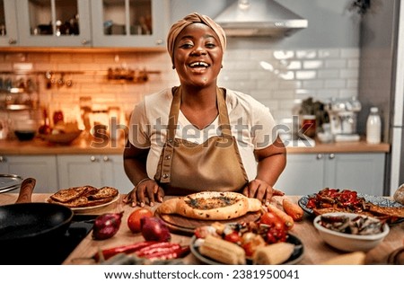 Similar – Foto Bild Tisch voller Essen bei einer Hochzeitsfeier