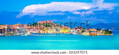 Foto Bild Panoramablick auf die antike Festung von Portoferraio im goldenen Licht auf der Insel Elba