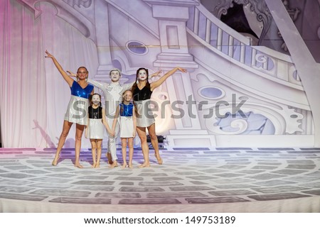 MOSCOW - JAN 5: Group portrait of goodies of musical spectacle for children Through the Looking Glass in Swimming Pool of Sports complex Olympyisky after performance, January 5, 2013, Moscow, Russia.