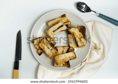 Similar – Foto Bild Ordentlich geschnittenes Brot zum Frühstück