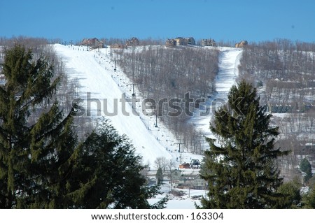 ski slopes near deep creek lake in garret county maryland