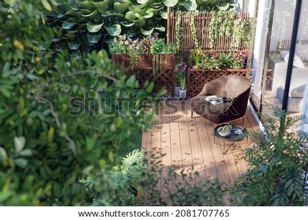 Calm and shady wooden balcony Surrounded by a tropical style garden 3d render Imagine de stoc © 