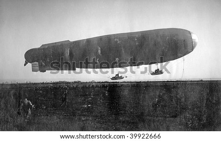 ROME - MAY 7 : Vintage photograph shows Italian airship \'A,1\' in flight at Ciampino Airport on May 7, 1918 in Rome, Italy.