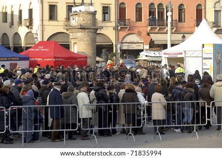 PADUA, ITALY - FEB 15:The exposure of the body of St.Anthony in the Basilica of Saint,the crowd of faithful outside the basilica waiting to visit the Saint\'s body on February 15, 2010 in Padua, Italy
