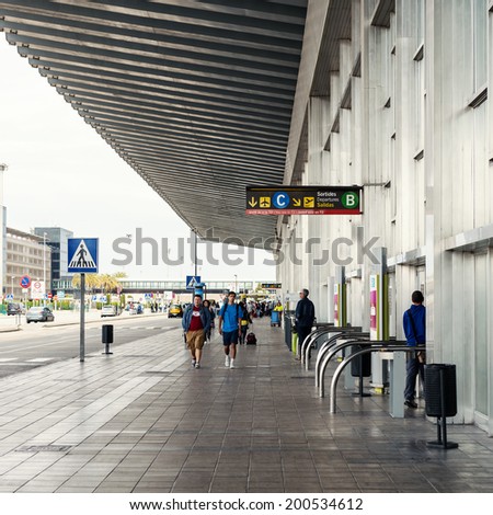 BARCELONA, SPAIN - MAY 30, 2014: Outside El Prat International Airport. The airport is the second largest in Spain and 31st busiest in the world, and is the main airport of Catalonia.