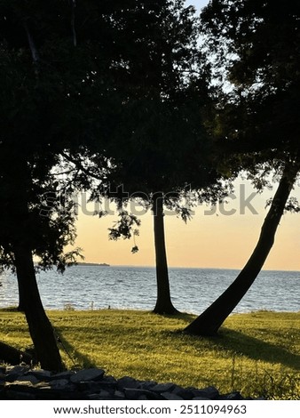 Similar – Foto Bild Simcoe-Landschaft in der Abenddämmerung