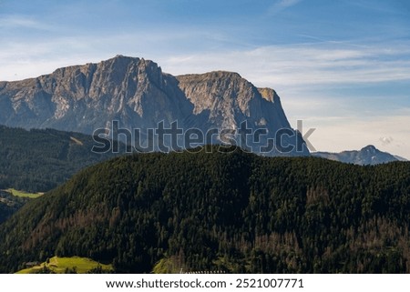 Foto Bild Blick von der Breiten Kluft über das Elbtal zum Zirkelstein und der Kaiserkrone