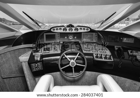Italy, luxury yacht, dinette, driving consolle