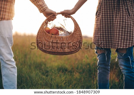 Closeup of picnic basket. Couple in love. Love story.  Foto stock © 