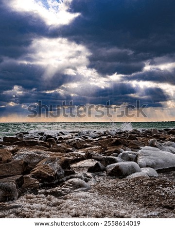 Foto Bild Sonnenuntergang über felsiger Meeresküste