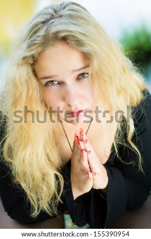 Woman who is guilty prayer