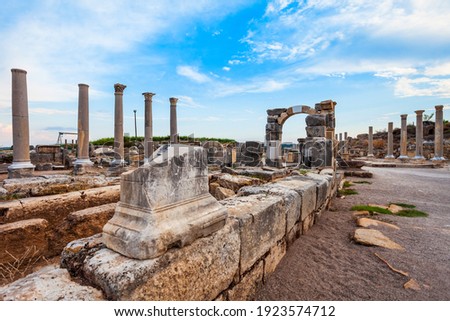 Perge was an ancient Anatolian city, now located near the Antalya city in Turkey Stock foto © 