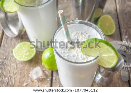 Coconut Lime French Soda, Brazilian white Lemonade, coconut mojito, Vegan Trendy Drink with coconut milk and Lime 