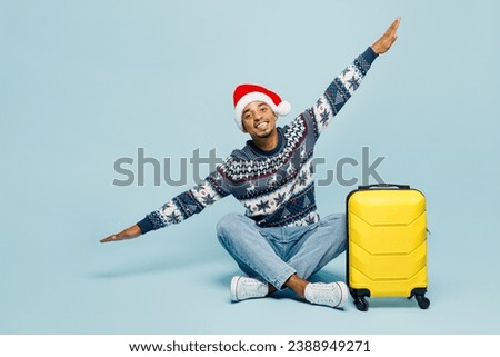 Similar – Foto Bild Weihnachtsreise Konzept Hintergrund