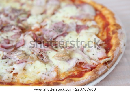 Pizza ham and sausage