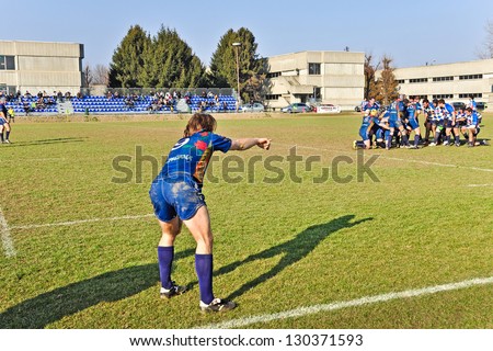 TURIN - MARCH 3: Unidentified players before the engage in scrum during the rugby match between Cus Torino and Rugby Paese , on March 3, 2013 Turin, Italy.