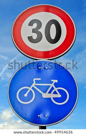 Bicycle and speed limit road signals