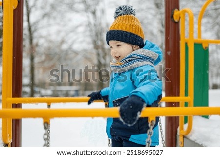 Similar – Foto Bild der kleine Junge in einem Friseursalon