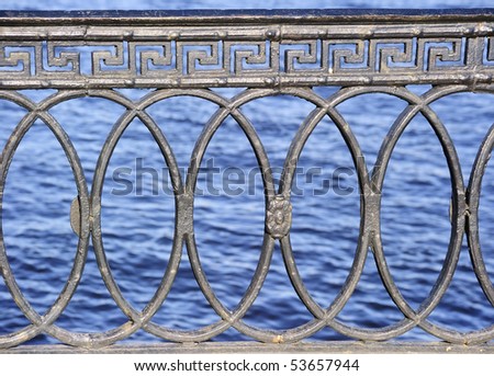 Decorative lattice in the horizontal composition