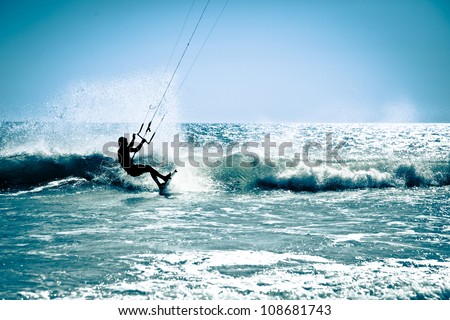 Kite surfing in waves. Splash