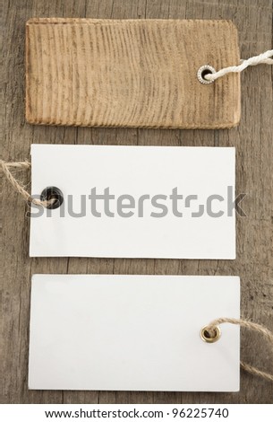 price tag label and wooden background