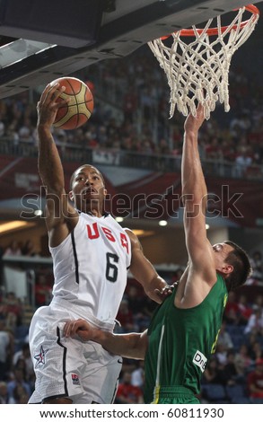 ISTANBUL - SEPTEMBER 11: Team USA Derrik Rose drives to the basket in FIBA World Championship game between USA and Lithuania on September 11, 2010 in Istanbul