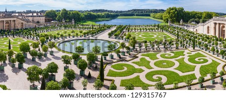 L\'Orangerie garden and pond in Versailles palace in Paris, France
