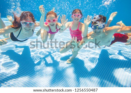 Similar – Foto Bild Kind schwimmt mit Tauchermaske