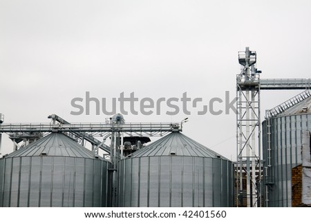 Grain silos connected by pipeline