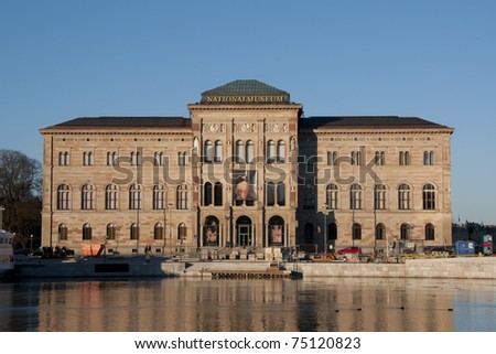 Similar – Foto Bild Stockholm, Schweden. Das Nationalmuseum der Schönen Künste ist die Nationalgalerie Schwedens und befindet sich auf der Halbinsel Blasieholmen. Touristische Vergnügungsboote schwimmen in der Nähe des Nationalmuseums im Sommer Abend Nacht