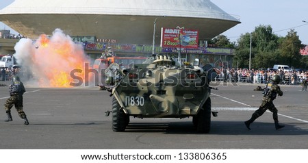 KAZAN, RUSSIA - AUGUST 21: Special police forces power demonstration on tatar Police Days Festival on August 21, 2009 in Kazan, Russia