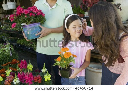 Family Shopping for Plants