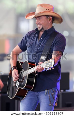 NEW YORK-JUL 31: Country music artist Jason Aldean performs onstage at NBC\'s \'Today Show\' at Rockefeller Plaza July 31, 2015 in New York City.