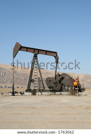 Oil pump in the desert