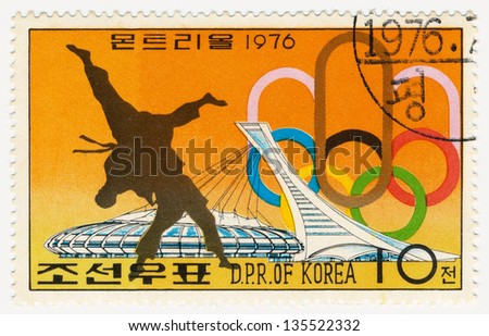 DPR KOREA - CIRCA 1973: A stamp printed in DPR Korea, shows Games of the XXI Olympiad judo, series, circa 1976