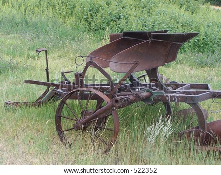 Rusty Old Farm Plow In A Field Stock Photo 522352 : Shutterstock