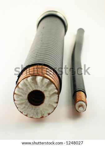 Comparison of the size of two coaxial cables