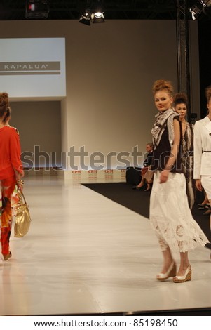MOSCOW-SEPTEMBER 5:Models walk the runway at the International Fashion Fair featuring fashions by the German brand Kapalua showcasing the 