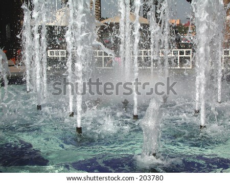 Fountain, stop-motion, multiple streams