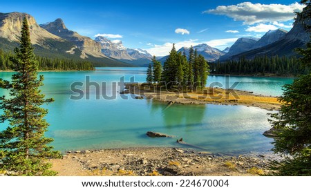Spirit Island in Maligne Lake in Jasper natioanal park, Alberta, Canada