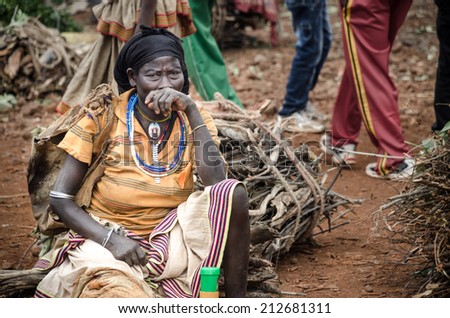 FASHA, ETIOPIA, 9 AUGUST: portrait of unidentified woman from Konso tribe at the market of Fasha, Ehiopia, on august 9, 2014. In Fasha take place the biggest weekly market for the Konso tribe