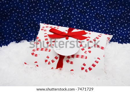 Gift with blank gift tag with star background