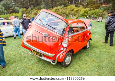 SAN FRANCISCO - SEPTEMBER 29: A 1958 BMW Isetta 600 is on display during the 2012 Jimmy\'s Old Car Picnic in Golden Gate Park in San Francisco on September 29, 2012